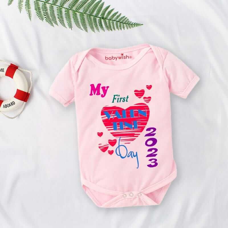 Baby First Valentine’s Day Romper Clothes | Baby Valentine Bodysuits | Newborn Outfit Envelope Neck Half Sleeve Unisex Onesies “My Valentine on 2023” | Cute Baby Gift for Boys & Girls