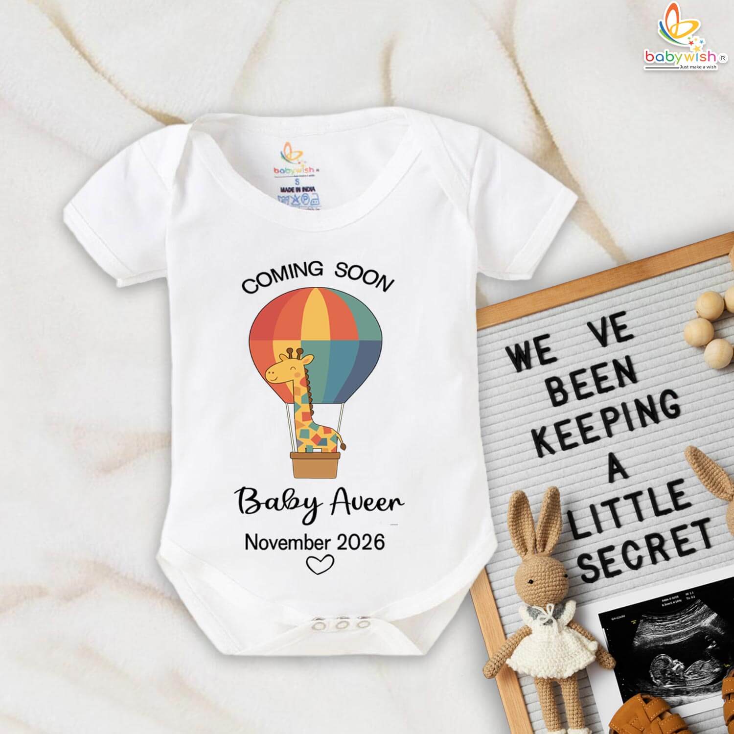 Customized Pregnancy Announcement Romper for Family - Hot Air Balloon Giraffe Baby Reveal Outfit -  Soft Cotton Newborn Announcement Bodysuit - Babywish