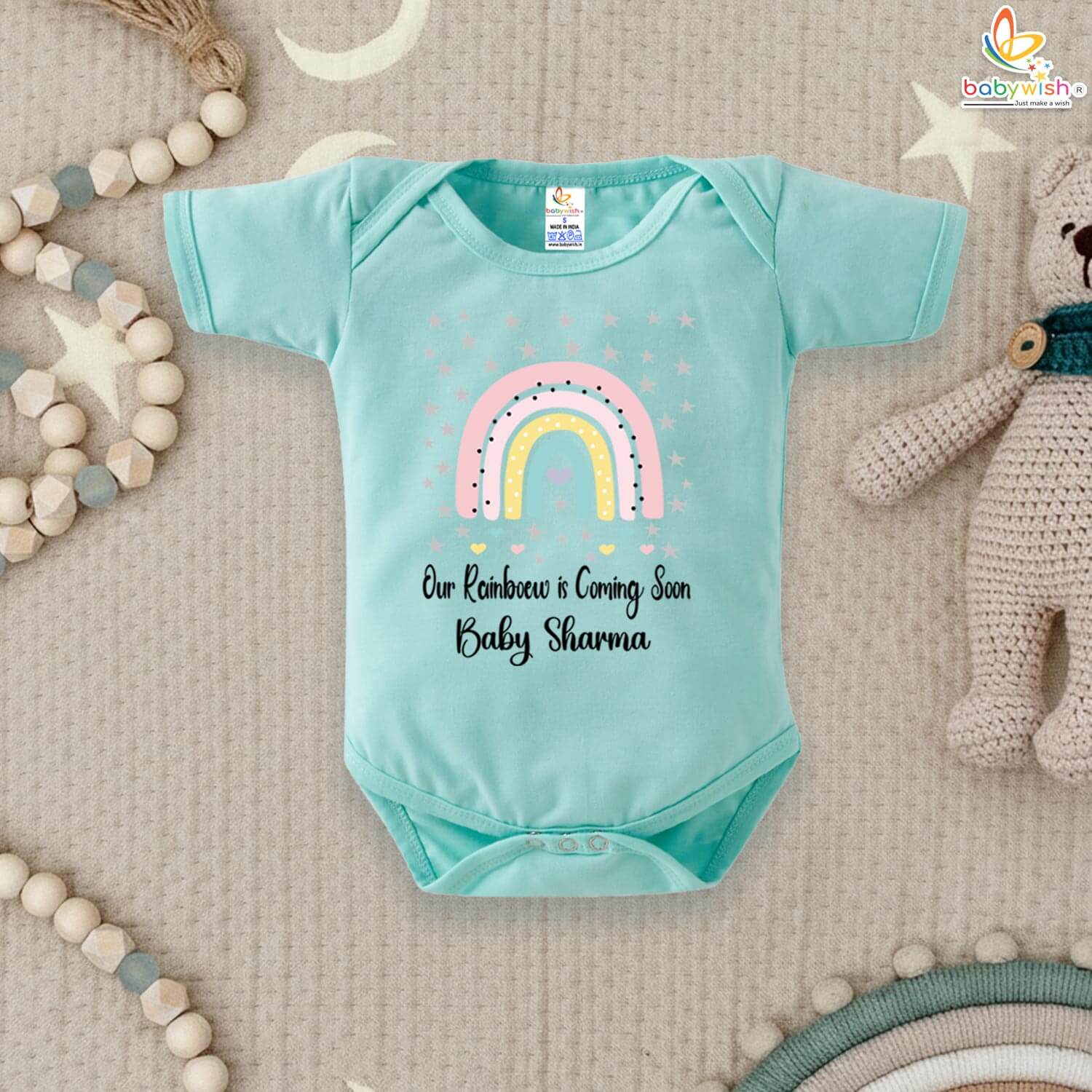 pregnancy-announcement-baby-onesie